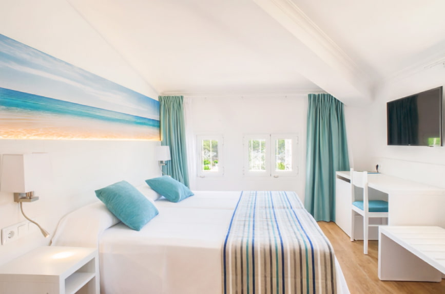 Habitación Doble 2 Habitación abuhardillada de estilo mediterráneo