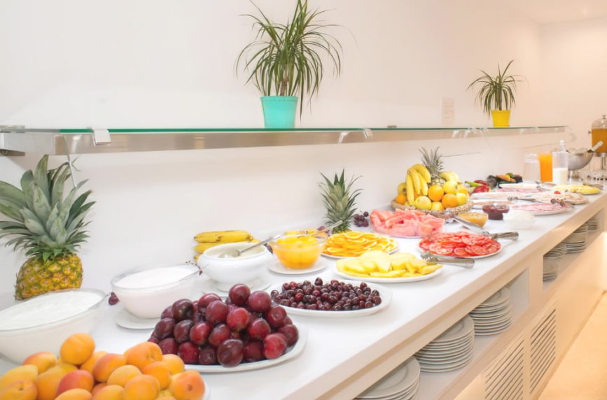 Buffet Libre Detalle de la zona de frutas del Buffet Libre de Desayuno