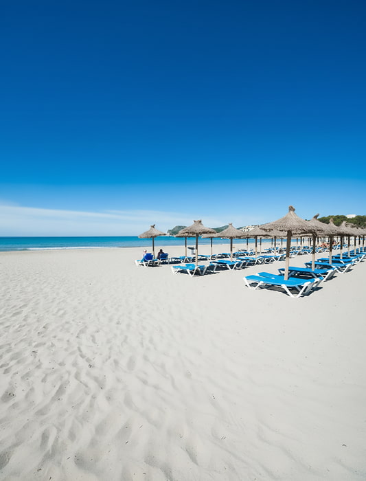 Playa de Paguera de arena blanca